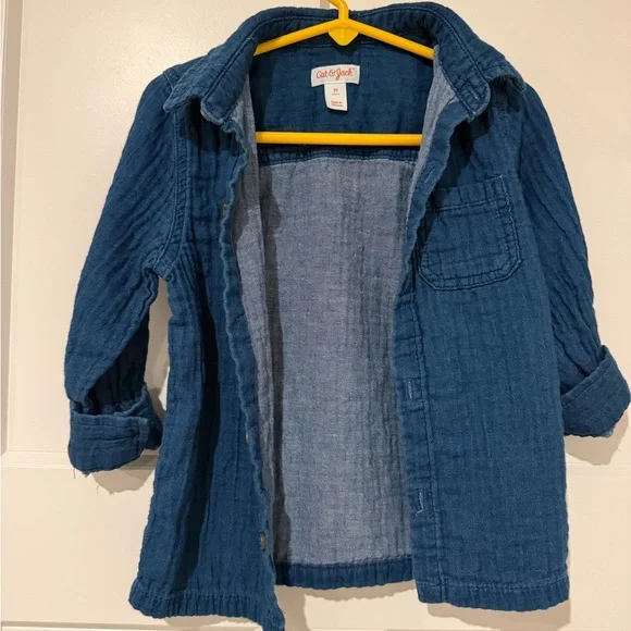 Cat & Jack Dark Blue Textured Button-Down Shirt for Kids - Picture 3 of 3